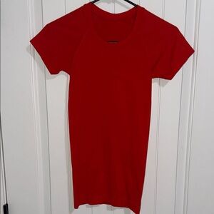 Swiftly Tech Short Sleeve Shirt 2.0 *Hip Length